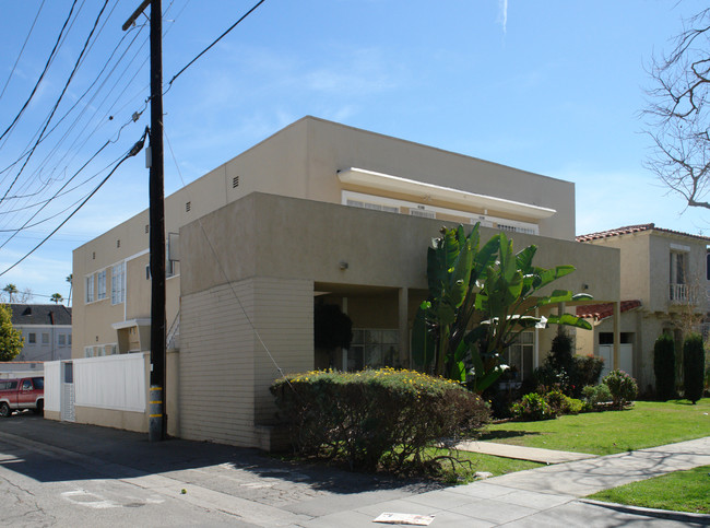 Rexford Dr. Apartments in Beverly Hills, CA - Building Photo - Building Photo