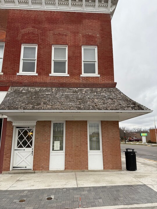 101 S Madison St in Bloomfield, IA - Building Photo