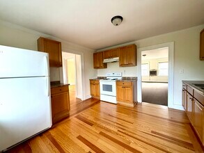 63 Academy St in Killingly, CT - Building Photo - Building Photo