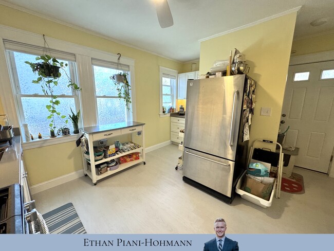 66 Marshall St in Medford, MA - Building Photo - Building Photo