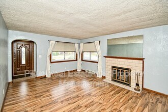 919 Clarendon Ave NW in Canton, OH - Building Photo - Building Photo