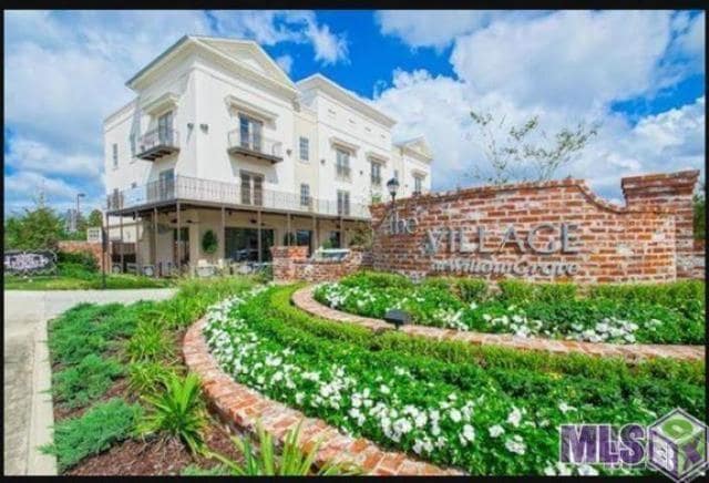 8211 Village Plaza Ct, Unit 3B in Baton Rouge, LA - Foto de edificio - Building Photo