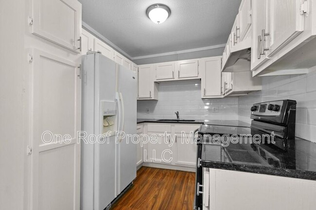 property at 937 Metropolitan Ave