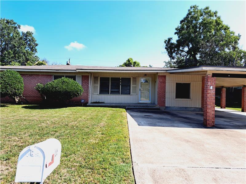 139 Darden Dr in Robinson, TX - Building Photo