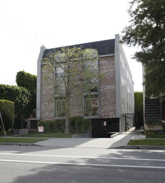 4342 Whitsett Ave in Studio City, CA - Foto de edificio