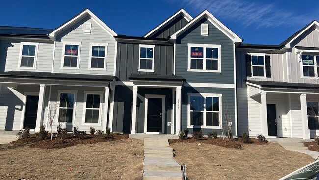 2919 Denson Rd in Willow Spring, NC - Building Photo - Building Photo