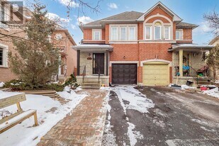 5352 Byford Pl in Mississauga, ON - Building Photo