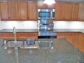 2337 2nd New Hampshire Turnpike N in Deering, NH - Building Photo - Building Photo