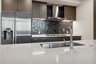 301 West Ave, Unit 4708 in Austin, TX - Building Photo - Building Photo