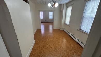 108 Orleans St in Boston, MA - Building Photo - Building Photo