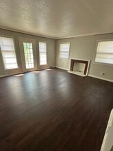 8044 James A Reed Rd in Kansas City, MO - Building Photo - Building Photo