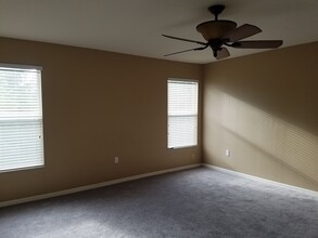 12510 Bay Branch Ct in Tampa, FL - Building Photo - Building Photo
