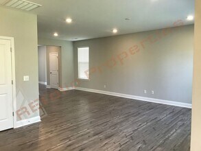 4037 Reunion Creek Pkwy in Apex, NC - Building Photo - Building Photo