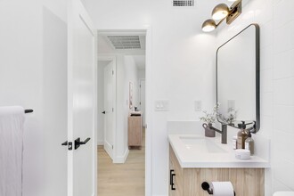 Experience Modern Echo Park Living with St in Los Angeles, CA - Building Photo - Building Photo