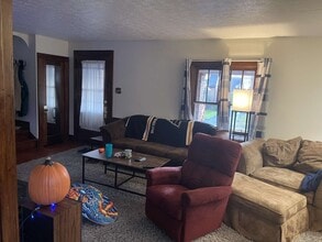2804 Ivyside Dr in Altoona, PA - Building Photo - Building Photo
