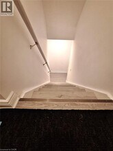 15 Spring Creek St in Kitchener, ON - Building Photo - Building Photo