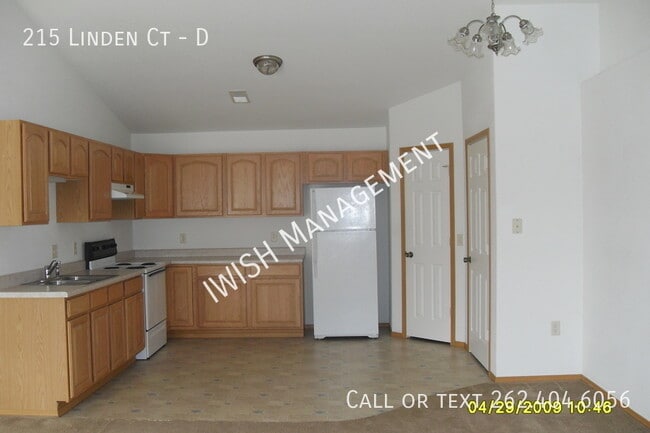 215 Linden Ct in Lomira, WI - Building Photo - Building Photo