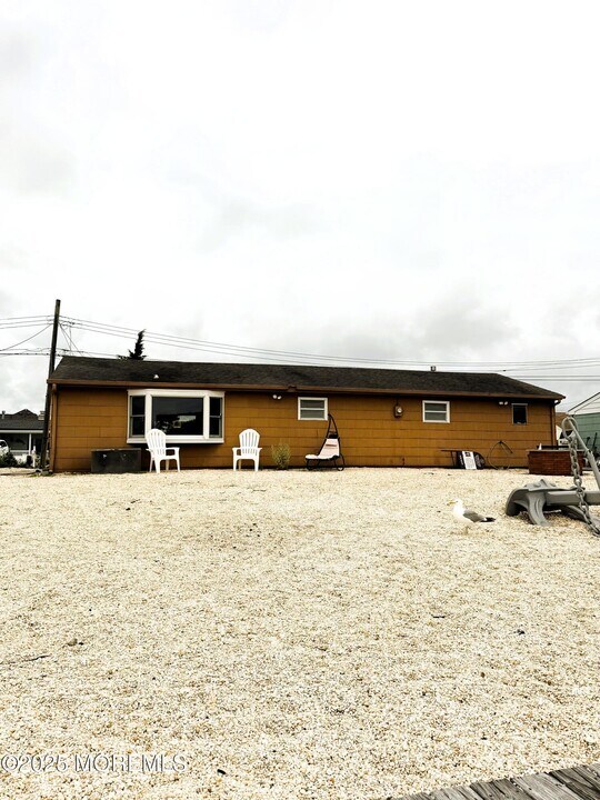17 Davey Jones Way in Ocean Township, NJ - Building Photo