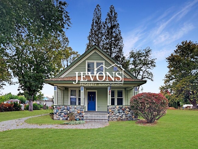 property at 2704 S 85th Ave