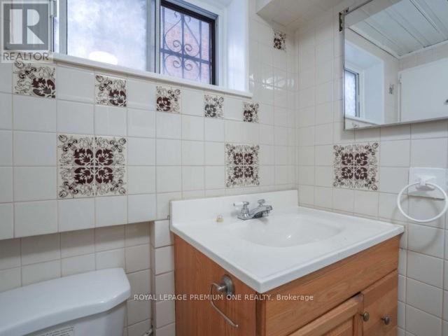 139 McKee Ave in Toronto, ON - Building Photo - Building Photo