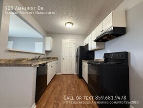 908 Amhurst Dr in Erlanger, KY - Building Photo - Building Photo