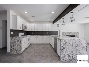 9235 S Montezuma St in Phoenix, AZ - Building Photo - Building Photo
