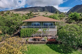 111 Paia Pohaku St in Lahaina, HI - Building Photo - Building Photo