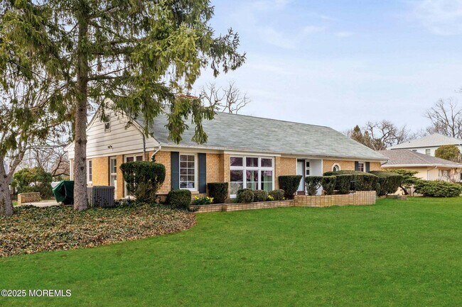 564 Monmouth Pl in Long Branch, NJ - Building Photo - Building Photo