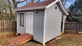 1210 Morningside Dr in Silver Spring, MD - Building Photo