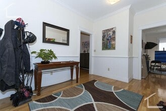 69 Quint Ave in Boston, MA - Building Photo - Building Photo