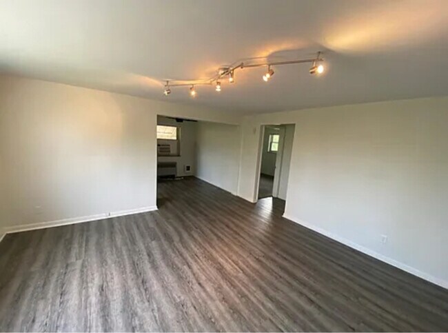 3672 Brotherton Rd in Cincinnati, OH - Building Photo - Building Photo