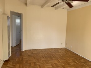 229 Coronado Ave in Long Beach, CA - Foto de edificio - Building Photo