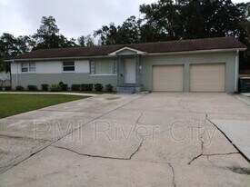 2527 Emily Ln in Jacksonville, FL - Building Photo