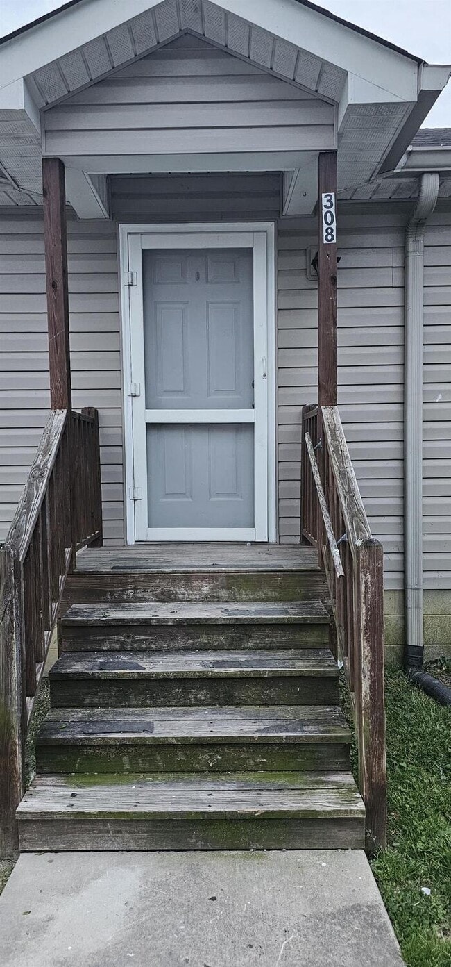 308 N Polk St Rentals in Tullahoma, TN