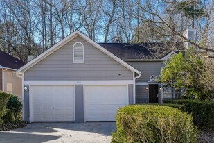 4955 Windsor Downs Ln in Decatur, GA - Building Photo