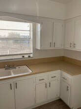 3711 SW 59 Terr in Fort Lauderdale, FL - Building Photo - Interior Photo