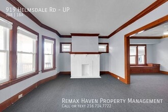 919 Helmsdale Rd in Cleveland Heights, OH - Building Photo - Building Photo