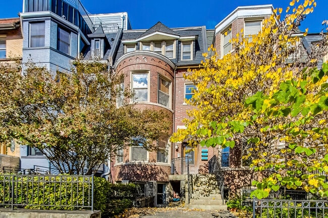 1429 Clifton St NW, Unit 1 in Washington, DC - Building Photo - Building Photo