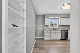 9625 Theodosia Ave in Overland, MO - Building Photo - Building Photo