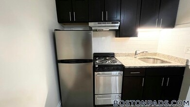 62 Boylston St, Unit 224 in Boston, MA - Building Photo - Building Photo