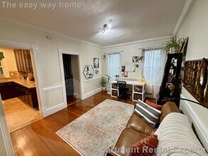 18 Homer St, Unit #2 in Brookline, MA - Building Photo - Building Photo