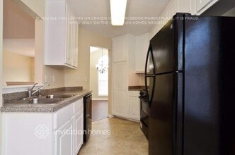 124 Meadow Ct in Fairburn, GA - Foto de edificio - Building Photo