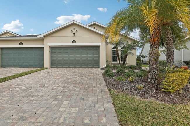 property at 7823 Loren Cove Dr