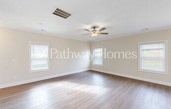 108 S Sina St in Troutman, NC - Foto de edificio - Building Photo