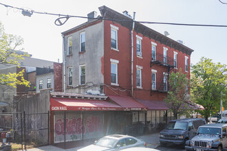 787 Herkimer St in Brooklyn, NY - Foto de edificio - Building Photo