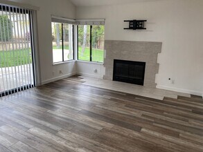 2 Sarracenia in Rancho Santa Margarita, CA - Building Photo - Building Photo