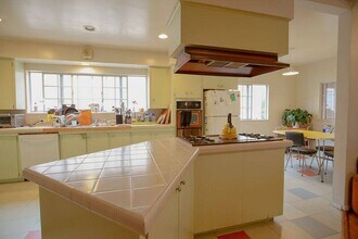 1129 S Hayworth Ave, Unit 1129 Furnished in Los Angeles, CA - Building Photo - Building Photo