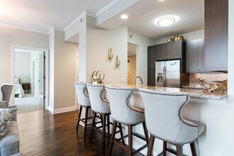 600 N Lake Shore Dr, Unit 3102 in Chicago, IL - Building Photo - Building Photo