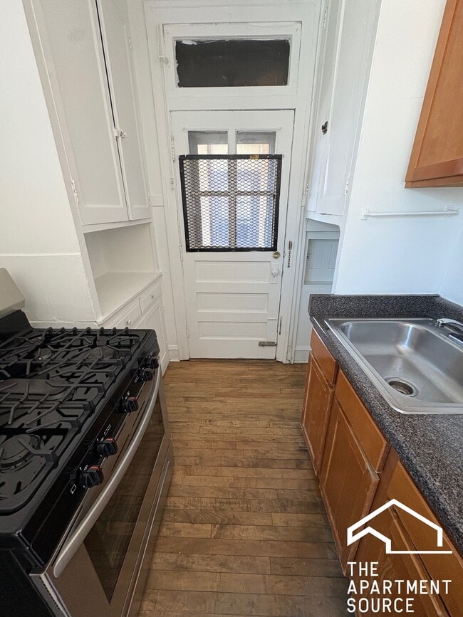 3806 W Irving Park Rd, Unit 3