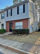 6372 Wedgeview Dr in Tucker, GA - Building Photo